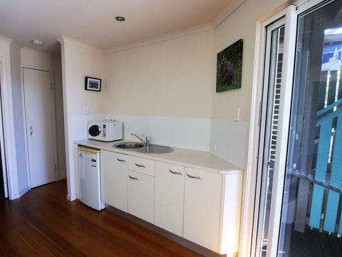 Keep 2 - VIC Tourism 18