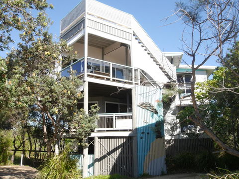 Keep 2 - VIC Tourism 1