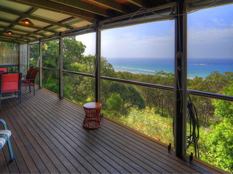 Belle Vue Beach House By Discover Stradbroke - VIC Tourism 21