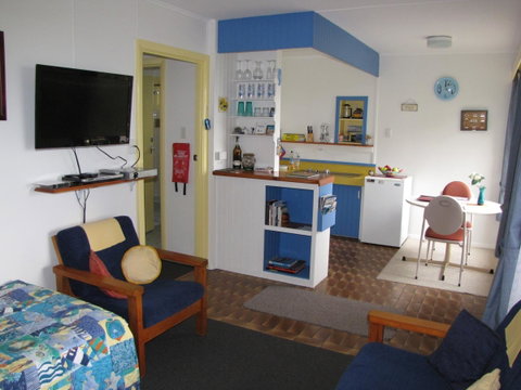 King Island Accommodation Cottages - VIC Tourism 8
