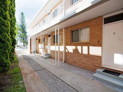 'Beachside' Shoal Bay, Unit 6 - VIC Tourism 0