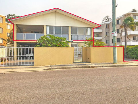 'Mooring Two Upstairs', 23 Shoal Bay Rd - Stunning Views, WIFI, Air Conditioning And Boat Parking - VIC Tourism 0