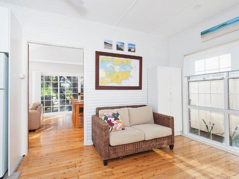 'The Croft' 11 Boulder Bay Rd - Cosy Beach House With Aircon & Only 270m To The Beach - VIC Tourism 3