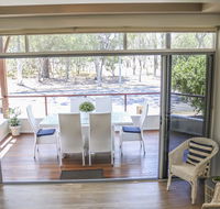 'Top Tier' Dog Friendly Holiday Home - VIC Tourism