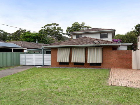 'Willows At The Bay' 111 Horace St - Large House With Aircon, WIFI And Boat Parking. - VIC Tourism 0