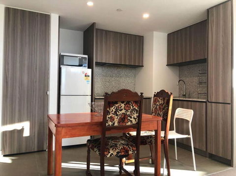 1 Bedroom 2 Bed 1 Bathroom - VIC Tourism 3