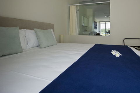 1 Bright Point Apartment 1402 - VIC Tourism 2