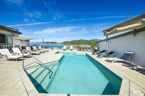 1 Bright Point Apartment 1502 - VIC Tourism 1