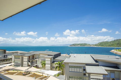 1 Bright Point Apartment 1503 - VIC Tourism 2