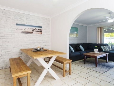 1/10 Catalina Close - So Close To The Water - VIC Tourism 1