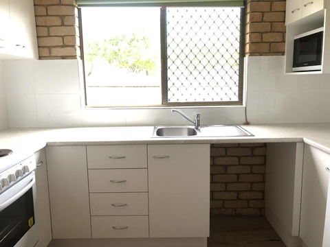 1/5 Piper Street, Peregian Beach - VIC Tourism 1