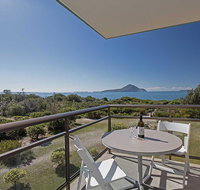 10 'Intrepid' 3 Intrepid Close - water views over Shoal Bay Beach - VIC Tourism