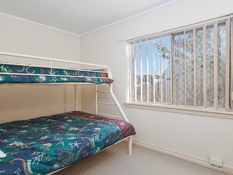 10 'Teramby Court' 104 Magnus Street - In Nelson Bay CBD With Water Views And WIFI - VIC Tourism 3