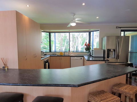 10 Naiad Court -Beach Retreat In The Bush - VIC Tourism 2
