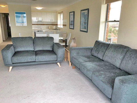 11 'Luskin Lodge' 29 Weatherly Close - Stunning Water Views - VIC Tourism 2