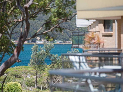11 'Shoreline' 1 Intrepid Close - Cosy Unit Within Walking Distance To The Water - VIC Tourism 0
