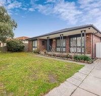 111 Relaxing Family Getaway in Burwood - VIC Tourism