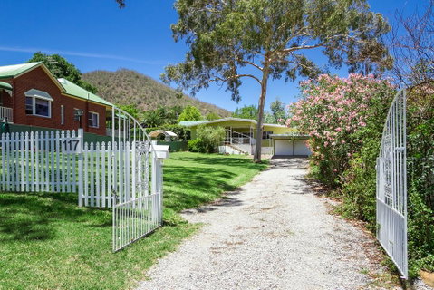 117 Fitzroy Street - VIC Tourism 3