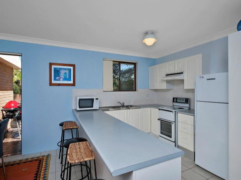 12 'Commodore', 6 Intrepid Close - Beautiful Water Views - VIC Tourism 3