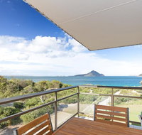 12 'Intrepid' 3 Intrepid Close - right on the beachfront - VIC Tourism