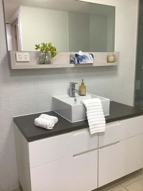 1213/146 Sooning Street, Nelly Bay, Magnetic Island. Qld 4819. One Bright Point. - VIC Tourism 2