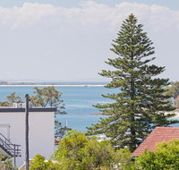13 'Cote D'Azur' 61 Donald Street - Lovely unit with air con pool lift and WiFi - VIC Tourism