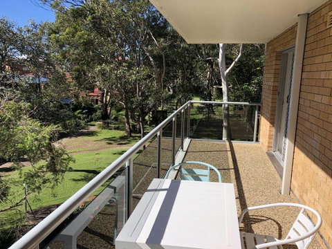 13 'Parkview', 11-13 Catalina Close - Great Location Unit With A Locked Garage - VIC Tourism 2