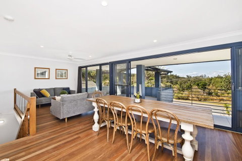 143 Matthew Flinders Drive, Port Macquarie - VIC Tourism 0