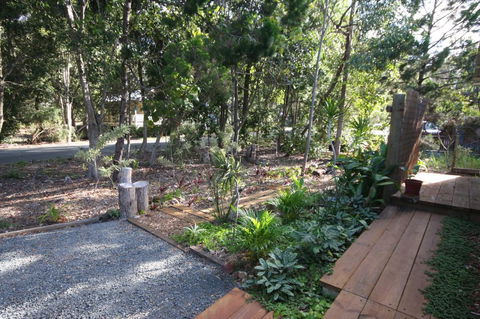 15 Belle Court - Modern, Architect Designed, Open Plan Holiday Home With Outdoor Shower - VIC Tourism 1