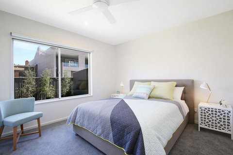 18 On Rayner - Swish Apartment Myrtleford - VIC Tourism 1