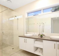 18 on Rayner - swish apartment Myrtleford - VIC Tourism