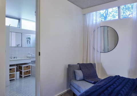 2 Bdrm South Yarra Apt With Balcony And Parking - VIC Tourism 1