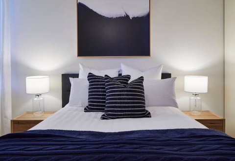 2 Bdrm South Yarra Apt With Balcony And Parking - VIC Tourism 3