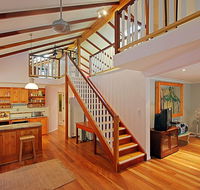 2 Manfred Street Belongil Beach - Susie's Beach House - VIC Tourism