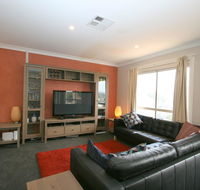 2/17 Jillamatong Street - VIC Tourism