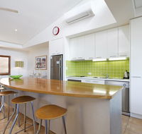 2/22 Stevens - VIC Tourism