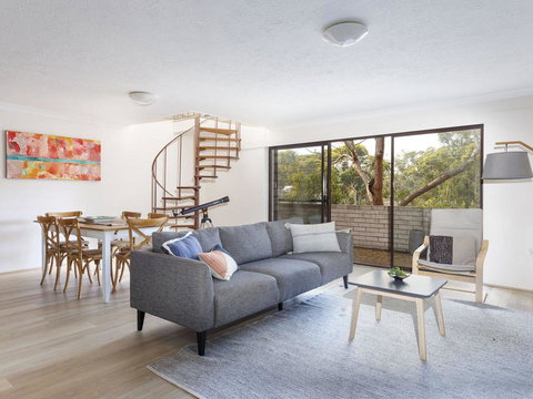 20 Booneroo - Walk To The Beach - VIC Tourism 0