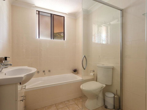 20 Booneroo - Walk To The Beach - VIC Tourism 2