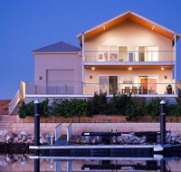21 Corella Court - PRIVATE JETTY  POOL - VIC Tourism