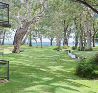 23 'Bay Parklands' 2 Gowrie Avenue - Little Beach air con Pool  tennis court - VIC Tourism