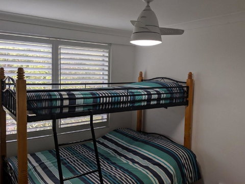 24 'The Poplars', 34 Magnus Street - Views, Aircon, WIFI, Netflix & Pool - VIC Tourism 3
