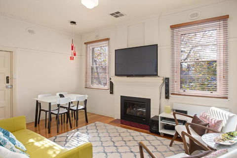 Boutique Stays - Cherrybombe - VIC Tourism 1