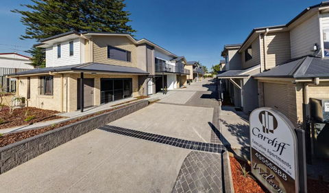 Cardiff Executive Apartments - VIC Tourism 0