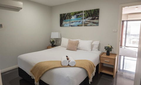 Cardiff Executive Apartments - VIC Tourism 1