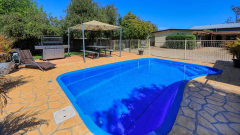 Castlereagh Lodge Motel - VIC Tourism 4