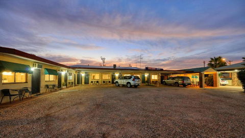 Castlereagh Lodge Motel - VIC Tourism 2