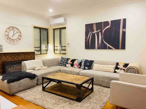 D139 Norfolk Cottage Stay - VIC Tourism 4