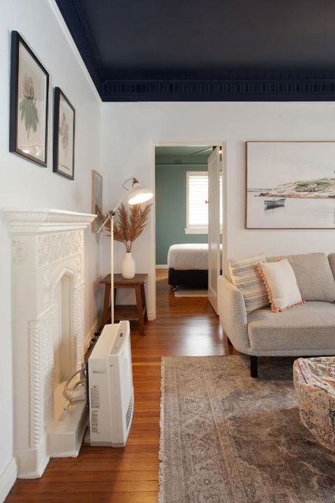 Deco Desire, Bellevue Hill Isyd - VIC Tourism 4