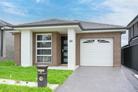 Denham Court 4Br With Central AC & WiFi Near Coles - VIC Tourism 3