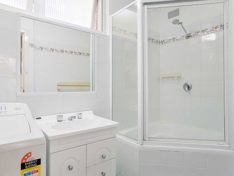 3 'Far Horizons' 77 Ronald Avenue - Cosy Comfortable Unit With Filtered Views - VIC Tourism 1